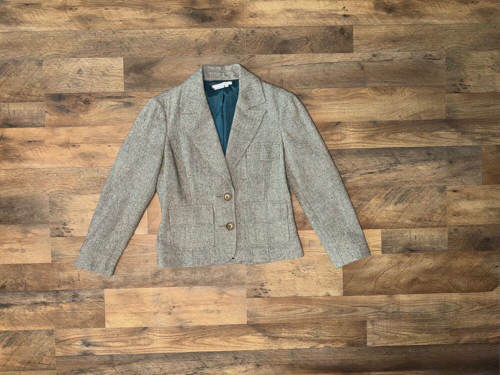 To the max women’s grey wool blazer